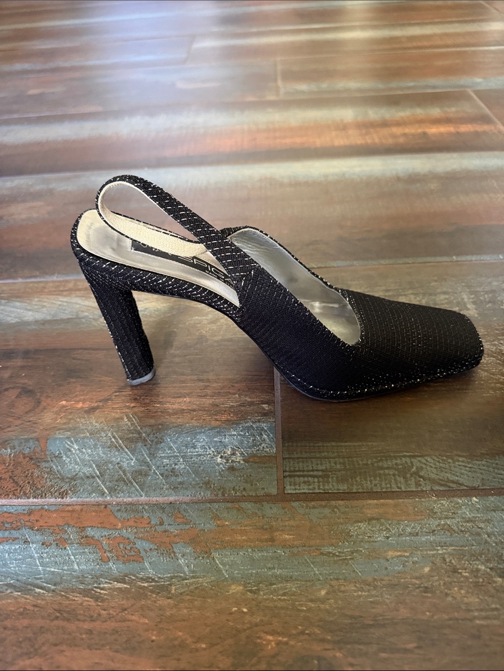 Vintage Via Spiga Black and Silver Textured Heeled Slingback Size 7
